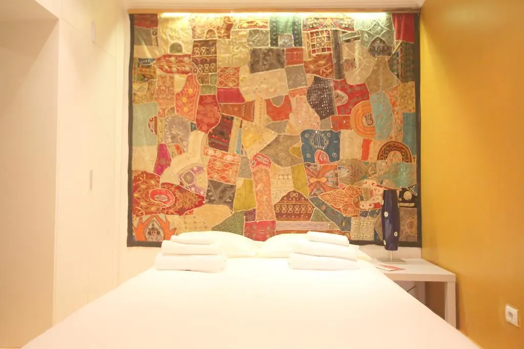 Chiado, Chic & Calm Apartment Lisbon