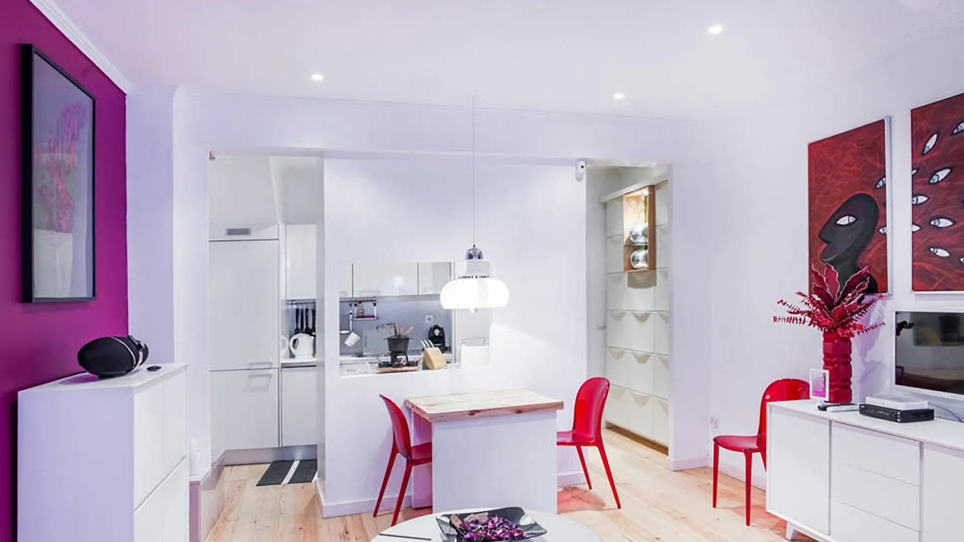 Chiado, Chic & Calm Apartment Lisbon 0*,